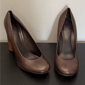 Tory Burch Womens Designer Shoes Size 9.5 Brown Leather Pump Chunky Heels